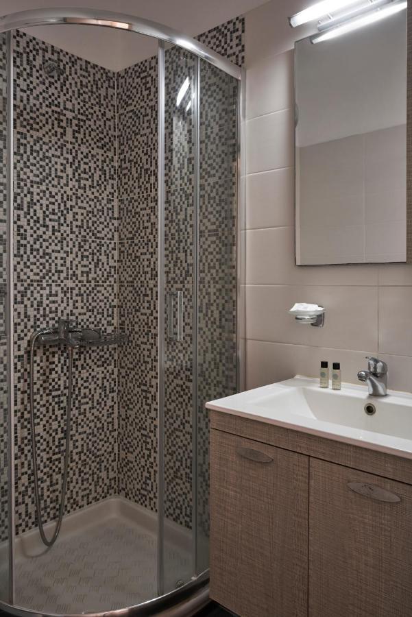 Makris Aparthotel