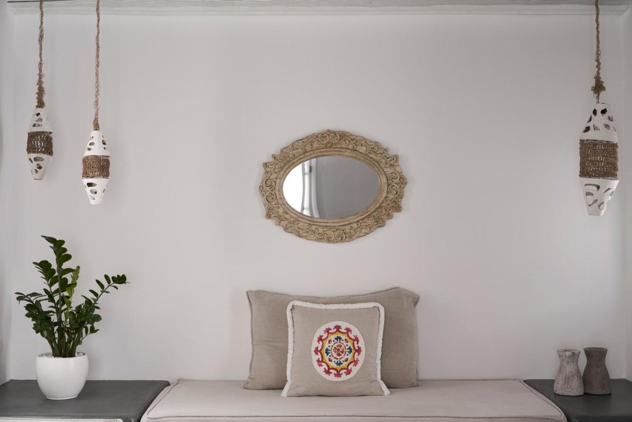Makris 3* Kamári