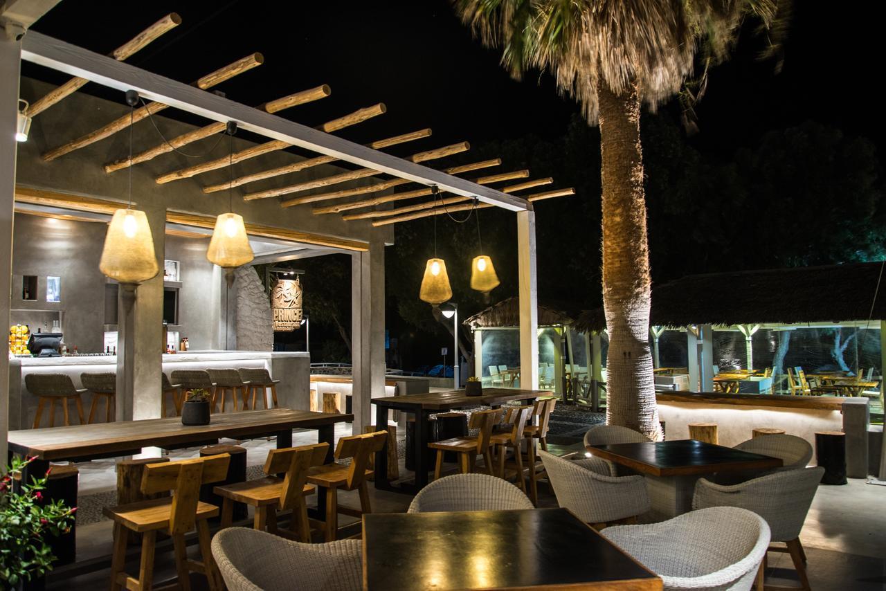 Makris Aparthotel